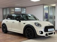 Used Mini Cooper Hatch 136 HP (100 kW) 2019 White Hatchback