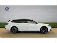 New VW Passat R-line 147 HP (108 kW) 2025 Other Estate