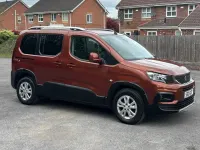 Gebraucht Peugeot Rifter Allure Premium 2021 Braun Van / Kleinbus