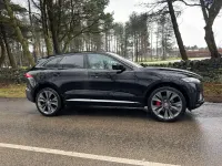 Używany Jaguar F-Pace 300 KM (220 kW) 2016 Czarny SUV