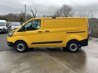 Used Ford Transit Custom 130 HP (95 kW) 2022 Yellow Van