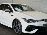 Second-hand VW Golf VIII R 2022 Alb Hatchback