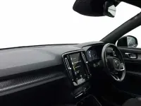 Used Volvo XC40 R-Design 163 HP (119 kW) 2021 Onyx black SUV