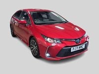 Usado Toyota Corolla Design 122 HP (89 kW) 2022 Vermelho Sedan