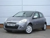 Second-hand Renault Clio II 75 CP (55 kW) 2010 Gri Hatchback