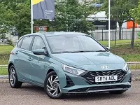 Used Hyundai i20 Advanced 100 HP (73 kW) 2025 Green Hatchback