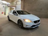 Used Volvo V40 R-Design 115 HP (84 kW) 2014 White Hatchback