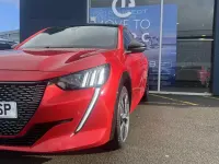 Używany Peugeot 208 GT-line 99 KM (72 kW) 2020 Czerwony Hatchback