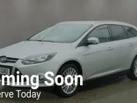 Begagnad Ford Focus Zetec 125 HK (91 kW) 2011 Silver Kombi
