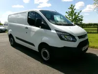 Usado Ford Transit Custom 105 HP (77 kW) 2017 Branco Van