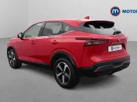 Used Nissan Qashqai N-Connecta 190 HP (139 kW) 2023 Red SUV