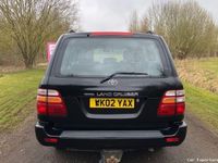 Used Toyota Land Cruiser 201 HP (147 kW) 2002 SUV