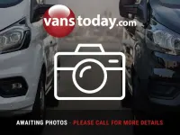 Used Ford Transit Custom Trend 105 HP (77 kW) 2022 White Van