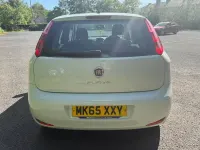 Used Fiat Punto Pop 69 HP (50 kW) 2015 White Hatchback