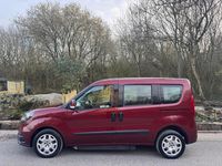Begagnad Fiat Doblò Active 2019 Röd Minibuss