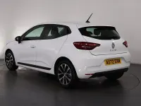 Used Renault Clio Evolution 90 HP (66 kW) 2022 White Hatchback