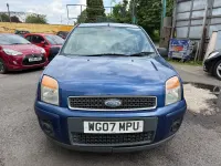 Begagnad Ford Fusion Zetec 101 HK (74 kW) 2007 Blå Halvkombi