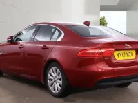Usado Jaguar XE Prestige 163 HP (119 kW) 2017 Vermelho Sedan