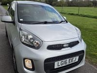 Used Kia Picanto 84 HP (61 kW) 2016 Silver Hatchback