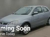 Used Vauxhall Corsa Design Edition 80 HP (58 kW) 2005 Silver Hatchback