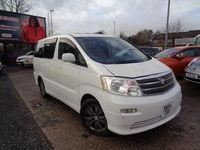 Usado Toyota Alphard 2018 Branco Monovolume