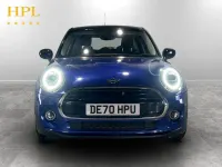 Używany Mini Cooper Classic 136 KM (100 kW) 2020 Niebieski Hatchback