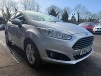 Used Ford Fiesta Zetec 100 HP (73 kW) 2015 Silver Hatchback