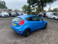 Used Ford Fiesta 60 HP (44 kW) 2010 Blue Hatchback