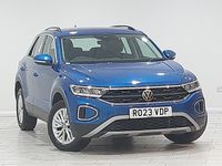 Used VW T-Roc Life 150 HP (110 kW) 2023 Blue SUV