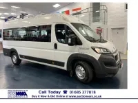 Usado Peugeot Boxer Access 130 HP (95 kW) 2015 Branco Van