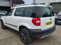 Używany Skoda Yeti 2012 Biały SUV