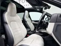 Begagnad Porsche Cayenne 2024 Grå SUV
