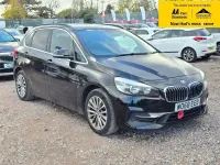 Begagnad BMW 225 Luxury Line 2019 Svart Minibuss