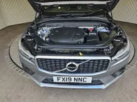 Used Volvo XC60 R-Design 190 HP (139 kW) 2019 Grey SUV