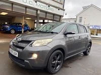 Usado Toyota Urban Cruiser 100 HP (73 kW) 2009 Cinzento Citadino