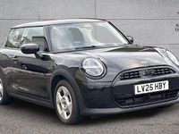 Usado Mini Cooper Hatch 113 kW (154 CV) 2025 Negro Utilitario