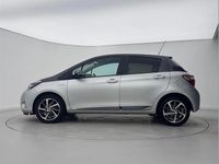 Used Toyota Yaris Hybrid 99 HP (72 kW) 2020 Silver Hatchback