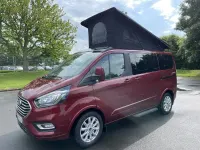 Used Ford Transit Custom Limited 130 HP (95 kW) 2021 Red
