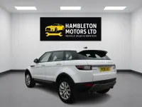 Used Land Rover Range Rover evoque SE 2018 White Estate