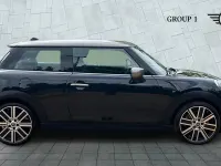 Used Mini Cooper Exclusive 136 HP (100 kW) 2022 Black Hatchback