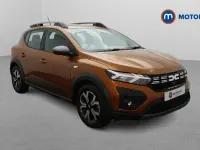 Usado Dacia Sandero Journey 91 HP (66 kW) 2022 Laranja Citadino