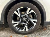 Used Toyota C-HR Design 120 HP (88 kW) 2023 White SUV