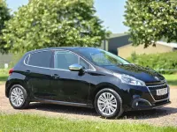 Used Peugeot 208 Allure 2023 Black Hatchback