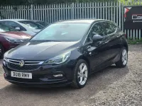 Used Vauxhall Astra SRi 105 HP (77 kW) 2018 Black Hatchback