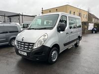 used Renault Master SL30dCi 100 Low Roof 3 Seater MINIBUS DISABLED REAR HYDRAULIC