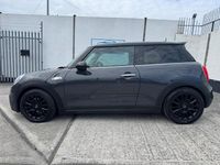 Usado Mini Cooper 2024 Plateado Utilitario