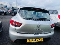 Used Renault Clio IV Dynamique 75 HP (55 kW) 2014 Silver Hatchback