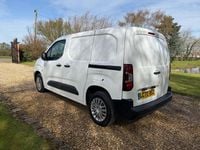 Used Citroën Berlingo Start 75 HP (55 kW) 2020 White MPV