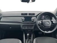 Used Skoda Fabia SE 95 HP (69 kW) 2021 White Estate