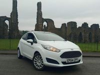 Used Ford Fiesta Style 82 HP (60 kW) 2014 White Hatchback